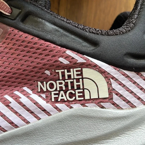 The North Face Women's VECTIV™ Fastpack FUTURELIGHT™ Shoes - Picture 13 of 13